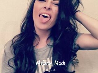 Melanie_Mack