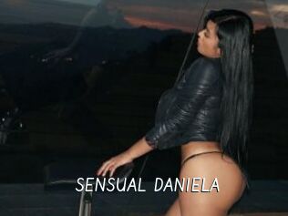 SENSUAL_DANIELA